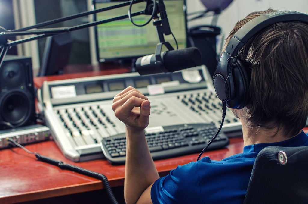 6 Money-Saving Tips for Buying an FM Radio Station Antenna | RS-RADIIO